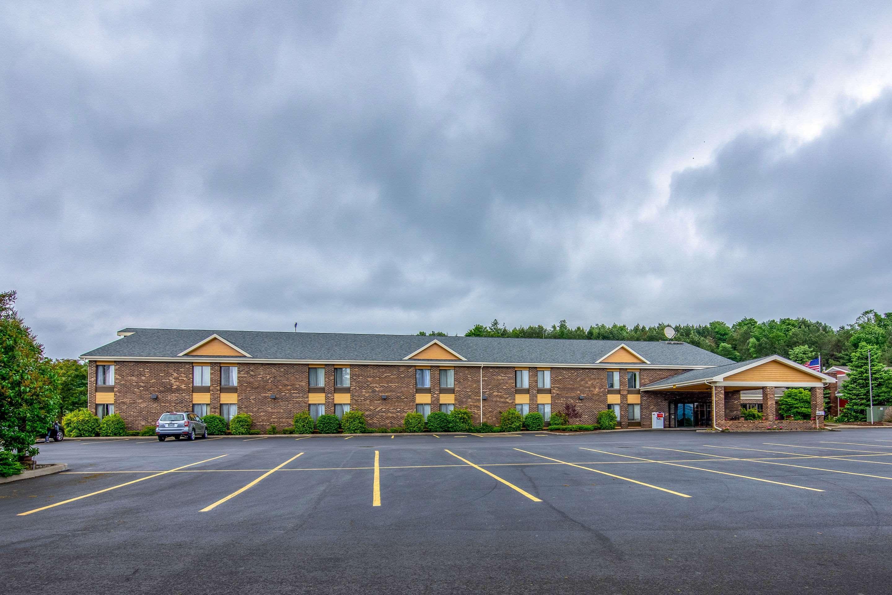 Quality Inn Tully I-81 Eksteriør bilde