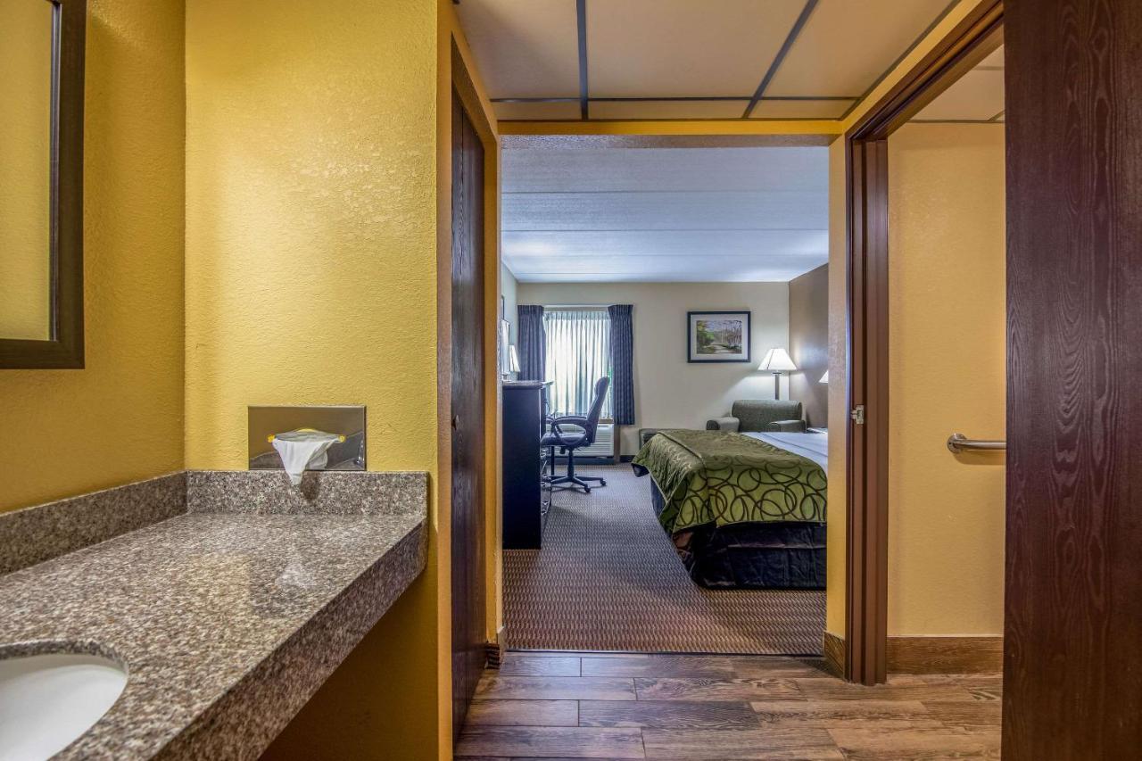 Quality Inn Tully I-81 Eksteriør bilde